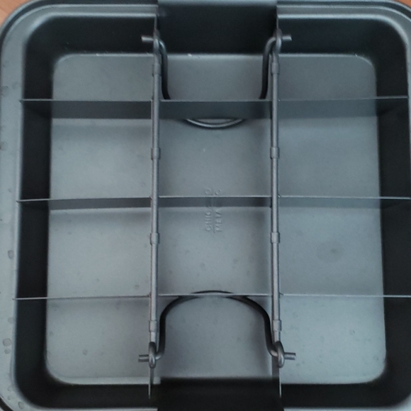 Chicago Metallic Other - Brownie pan